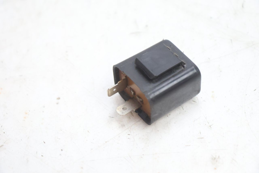 photo de BLINKER RELAIS HONDA CB TWO FIFTY 250 (1991 - 2002) - Alternative Perspektive
