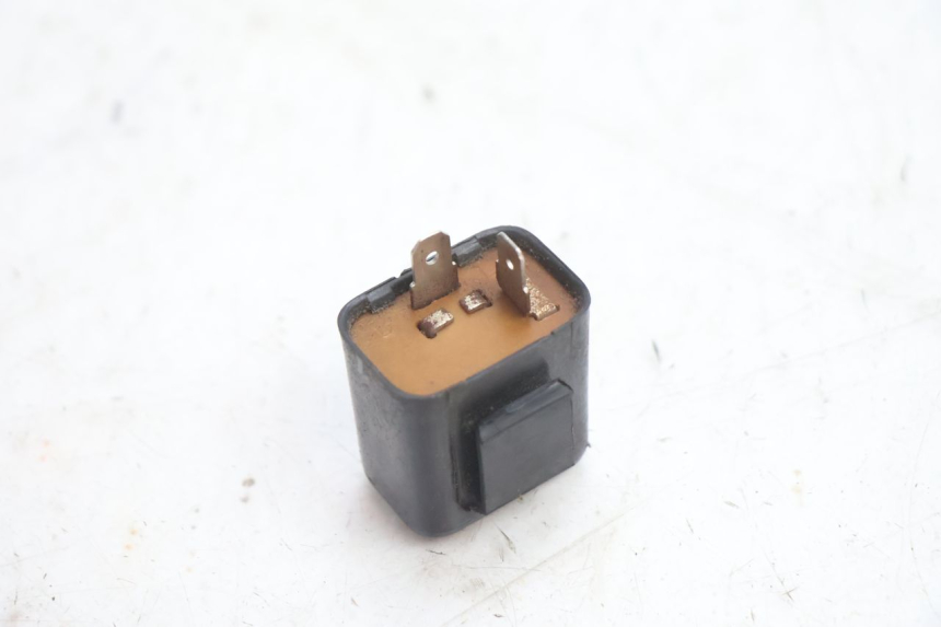 photo de BLINKER RELAIS HONDA CB TWO FIFTY 250 (1991 - 2002) - Technische Nahaufnahme