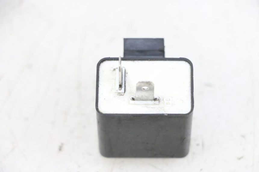photo de BLINKER RELAIS KSR CODE 125 (2018 - 2020) - Technische Nahaufnahme