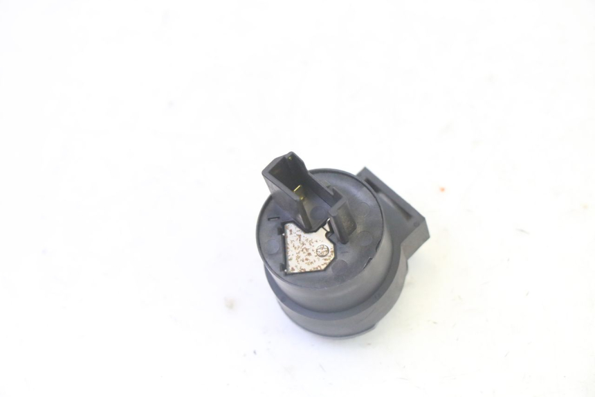 photo de BLINKERRELAIS YAMAHA CYGNUS X INJECTION 125 (2007 - 2013) - Zoom auf Gebrauchszustand