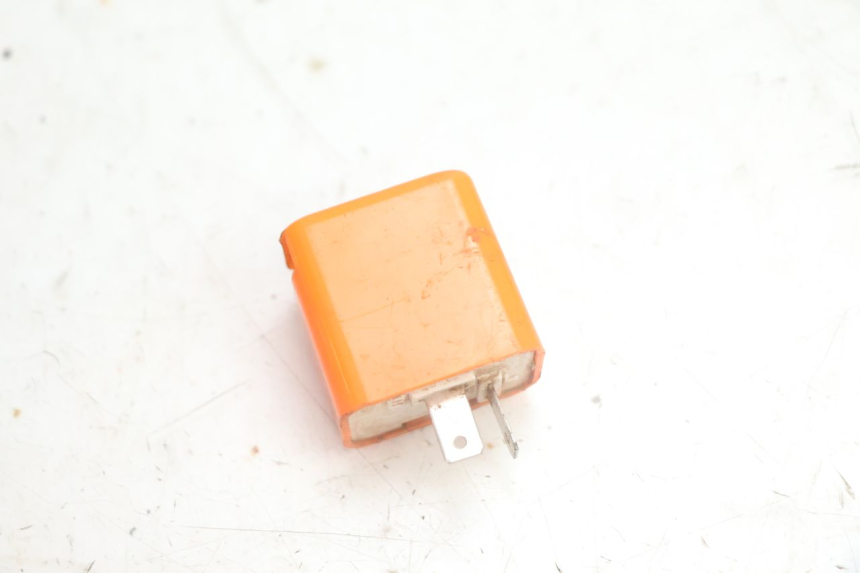 photo de BLINKER RELAIS SUZUKI DR S 600 (1985 - 1989) - Hauptansicht