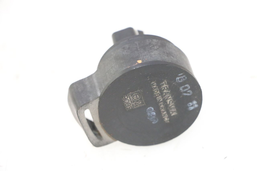 photo de BLINKERRELAIS PEUGEOT ELYSTAR 50 (2002 - 2014) - Detailansicht des Bauteils