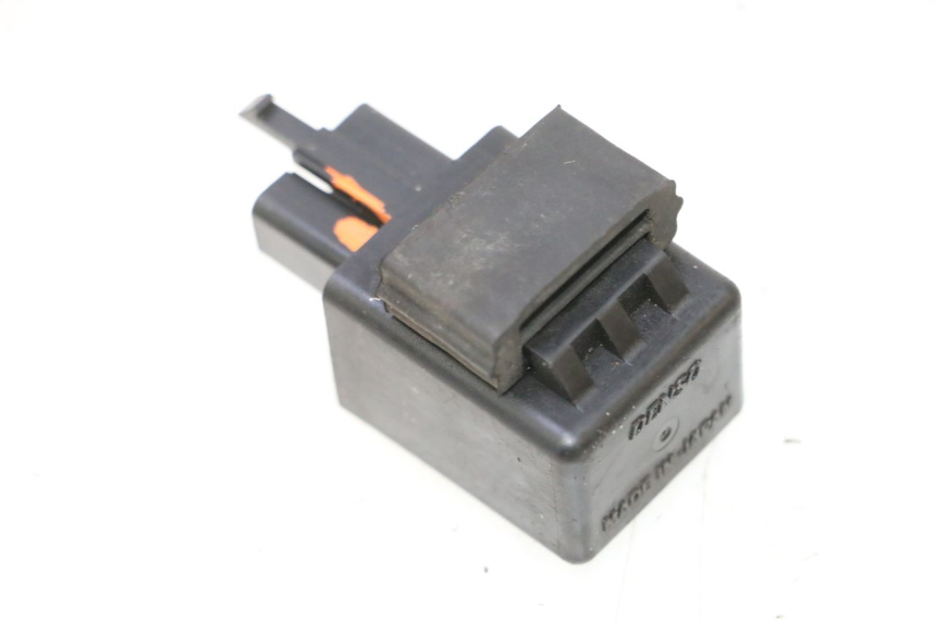 photo de BLINKERRELAIS KAWASAKI ER-6 ER6 F ABS 650 (2012 - 2016) - Zoom auf Gebrauchszustand