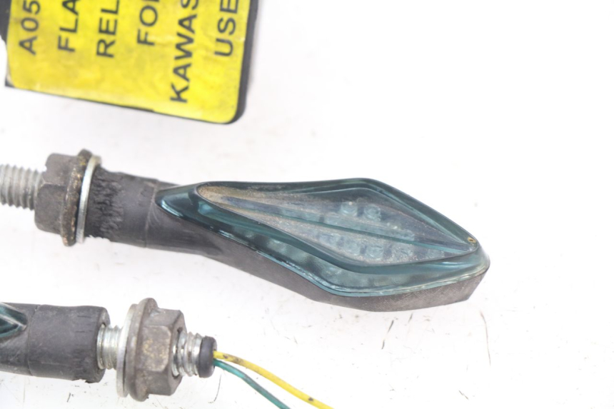 photo de BLINKER RELAIS KAWASAKI ER-6 ER6 N 650 (2009 - 2011) - Alternative Perspektive