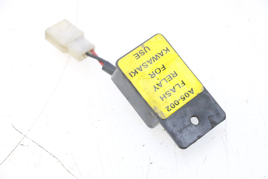 photo de BLINKER RELAIS KAWASAKI ER-6 ER6 N 650 (2005 - 2009) - Hauptansicht