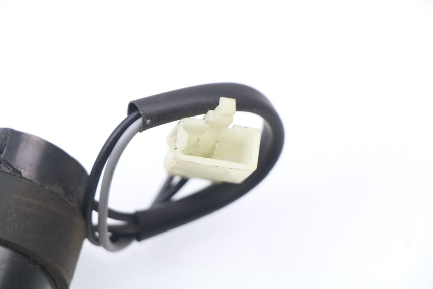 photo de BLINKERRELAIS TNT MOTOR FASTINO 4T 50 (2013 - 2019) - Zoom auf Gebrauchszustand