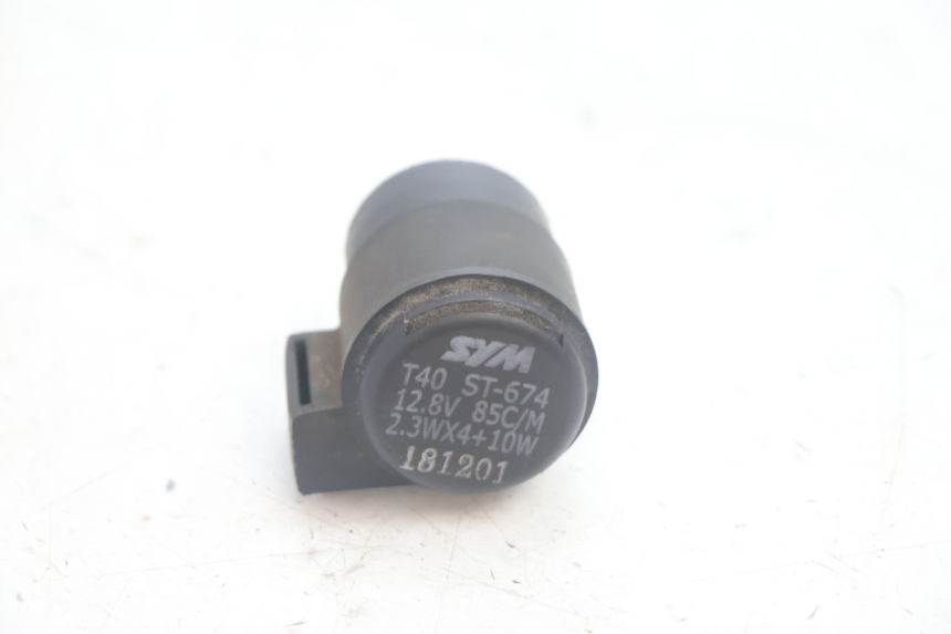 photo de BLINKER RELAIS SYM FIDDLE 3 III 50 (2014 - 2020) - Zoom auf Gebrauchszustand