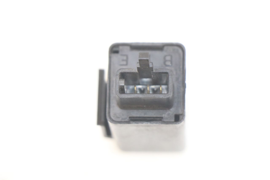 photo de BLINKERRELAIS YAMAHA FJ 3CX 1200 (1986 - 1996) - Zoom auf Gebrauchszustand