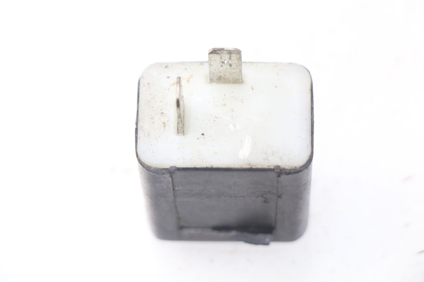 photo de BLINKER RELAIS PIAGGIO FLY IE 125 (2012 - 2017) - Zoom auf Gebrauchszustand