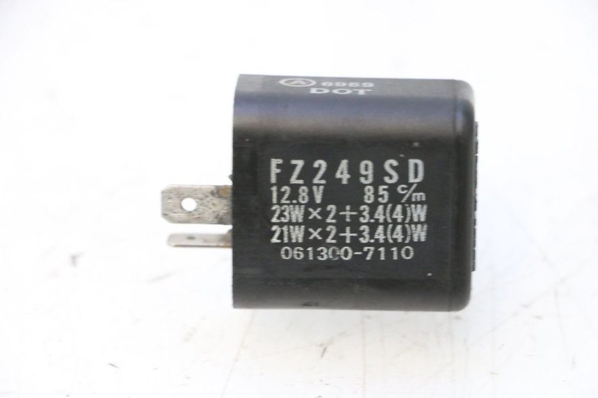 photo de BLINKER RELAIS KAWASAKI GPX F ZX750F 750 (1986 - 1990) - Hauptansicht