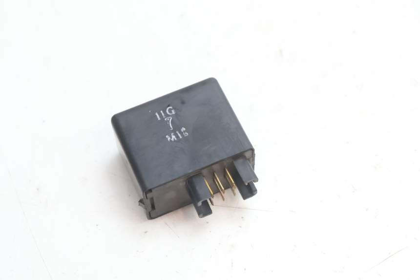 photo de BLINKER RELAIS SUZUKI GSR 600 (2005 - 2012) - Hauptansicht