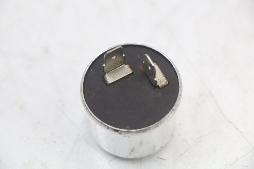 photo de BLINKER RELAIS SUZUKI GSX E 250 (1982 - 1983) - Hauptansicht