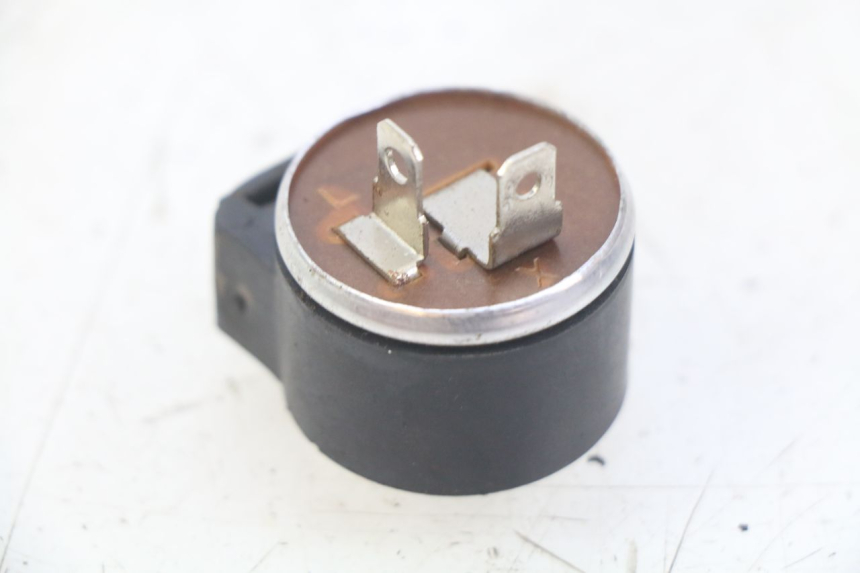 photo de BLINKERRELAIS SUZUKI GSX-F GSX  F 1100 (1988 - 1994) - Zoom auf Gebrauchszustand