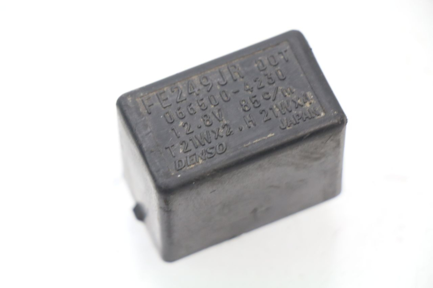 photo de BLINKER RELAIS SUZUKI GSX-R GSXR 600 (2008 - 2010) - Detailansicht des Bauteils