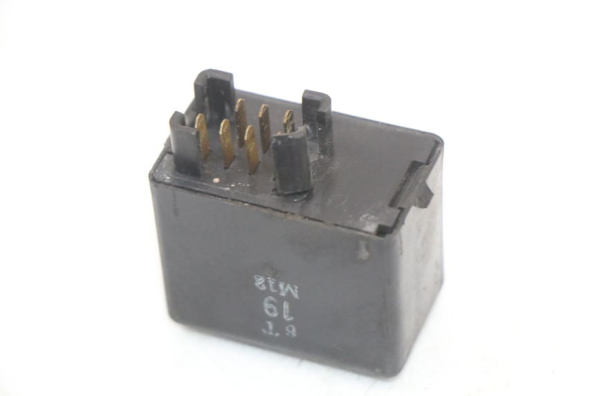 photo de BLINKER RELAIS SUZUKI GZ MARAUDER 125 (1998 - 2004) - Technische Nahaufnahme