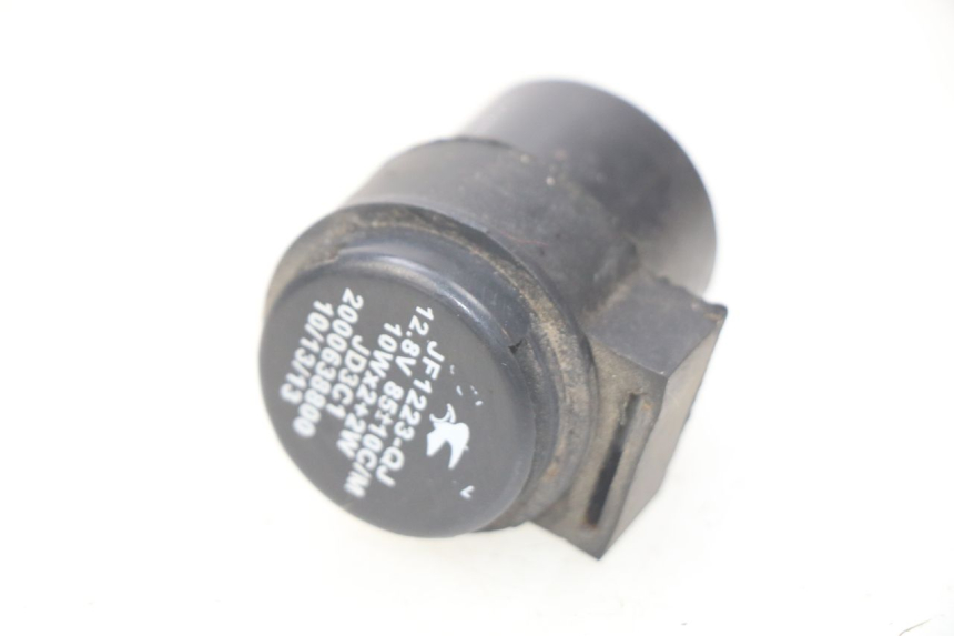 photo de BLINKERRELAIS PEUGEOT KISBEE 2T 50 (2010 - 2017) - Hauptansicht