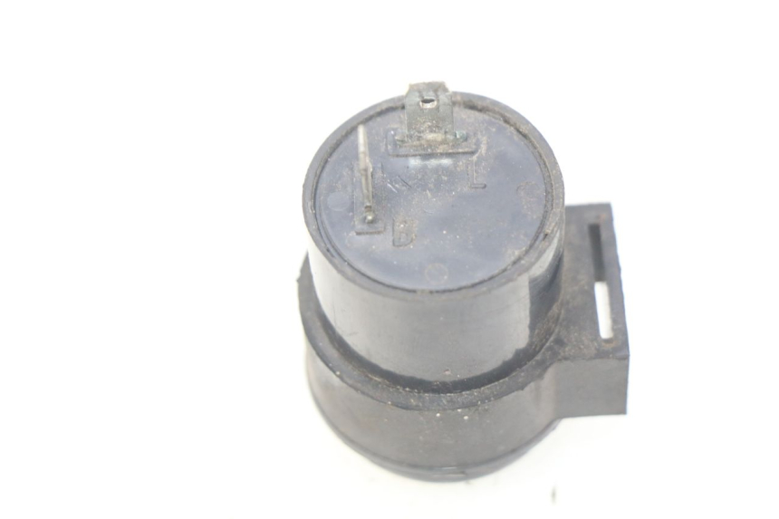 photo de BLINKERRELAIS PEUGEOT KISBEE 2T 50 (2010 - 2017) - Zoom auf Gebrauchszustand