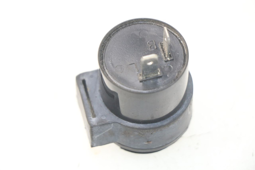 photo de BLINKERRELAIS PEUGEOT KISBEE 4T 50 (2018 - 2022) - Zoom auf Gebrauchszustand