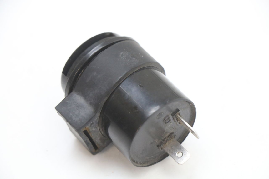 photo de BLINKERRELAIS PEUGEOT KISBEE 4T 50 (2018 - 2022) - Zoom auf Gebrauchszustand