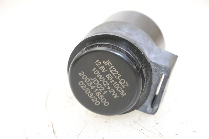 photo de BLINKERRELAIS PEUGEOT KISBEE 4T 50 (2018 - 2022) - Zoom auf Gebrauchszustand