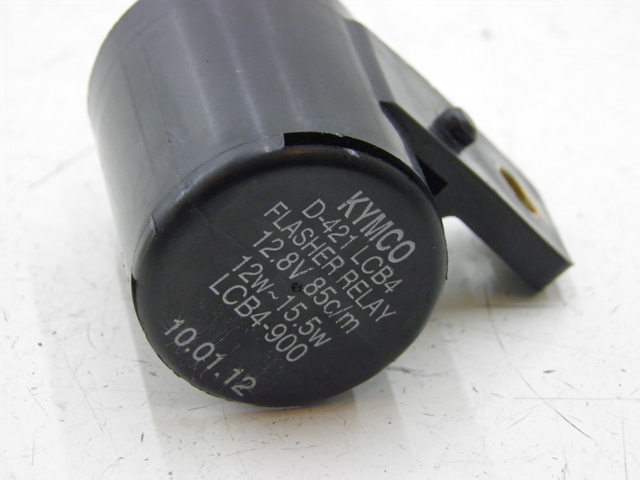 photo de BLINKER RELAIS KYMCO XCITING RI ABS 500 (2010) - Zoom auf Gebrauchszustand