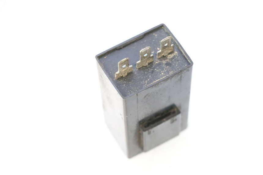 photo de BLINKER RELAIS PEUGEOT LUDIX ONE 50 (2004 - 2006) - Alternative Perspektive