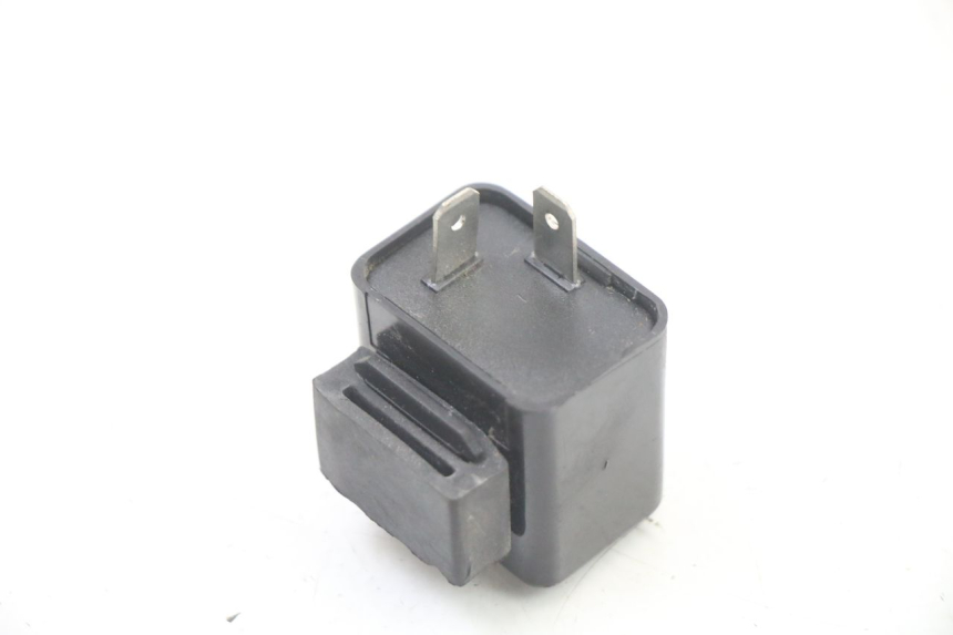 photo de BLINKER RELAIS MBK OVETTO ONE 2T 50 (2013 - 2017) - Zoom auf Gebrauchszustand