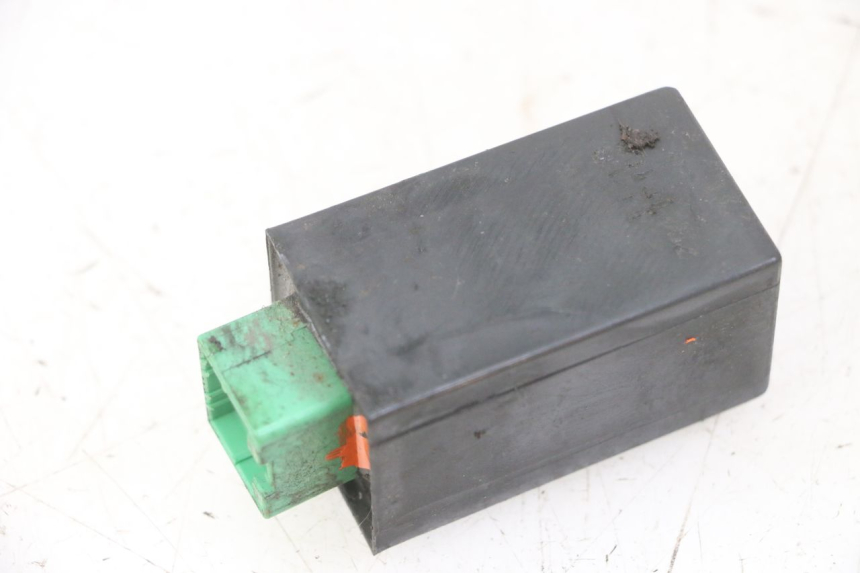 photo de BLINKER RELAIS PIAGGIO MP3 LT 300 (2010 - 2016) - Zoom auf Gebrauchszustand