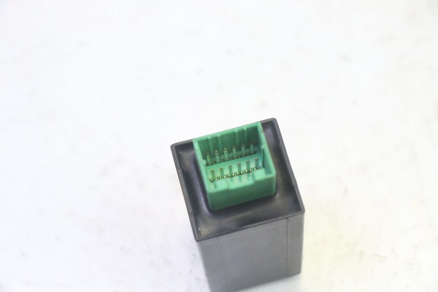 photo de BLINKER RELAIS PIAGGIO MP3 RL 250 (2006 - 2010) - Zoom auf Gebrauchszustand