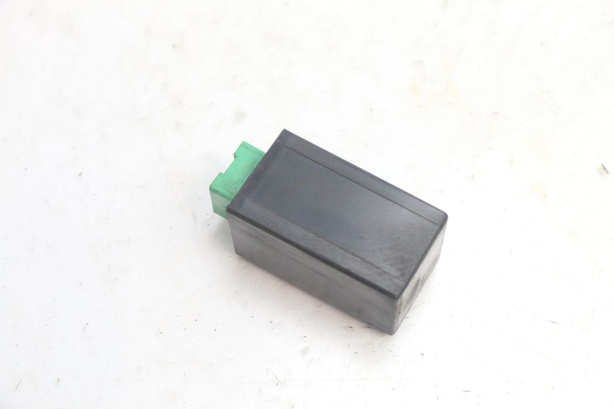photo de BLINKER RELAIS PIAGGIO MP3 125 (2006 - 2014) - Zoom auf Gebrauchszustand