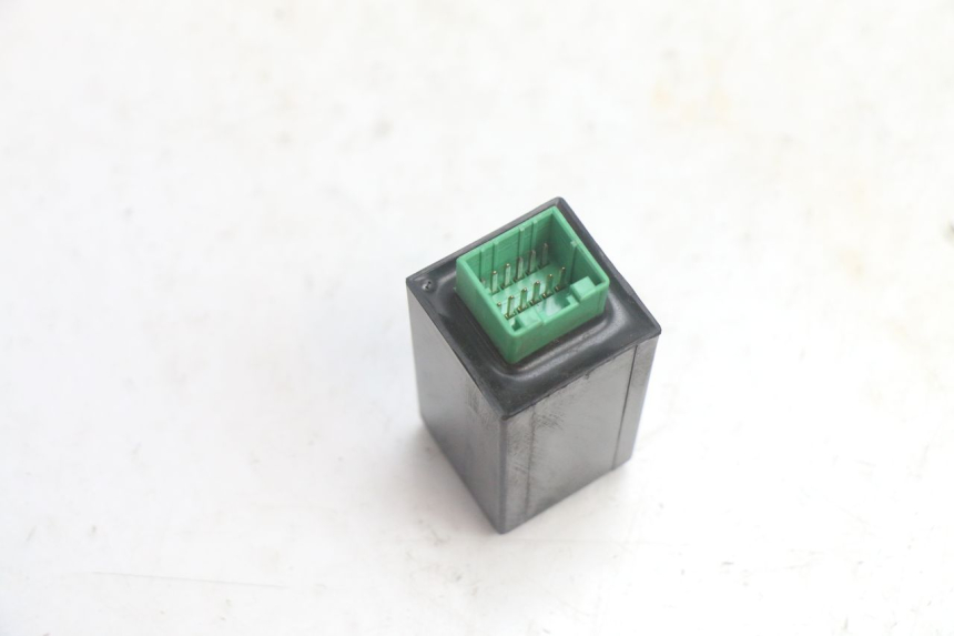 photo de BLINKER RELAIS PIAGGIO MP3 125 (2006 - 2014) - Alternative Perspektive