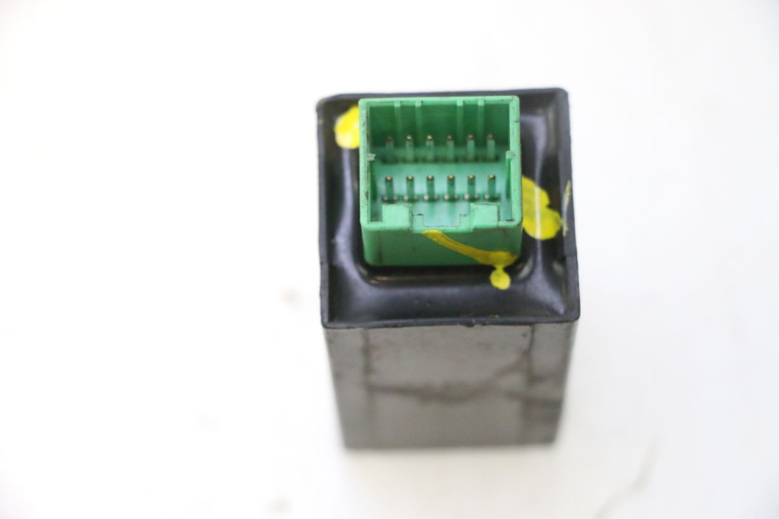 photo de BLINKER RELAIS PIAGGIO MP3 500 (2011 - 2015) - Zoom auf Gebrauchszustand