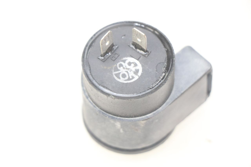 photo de BLINKERRELAIS SYM ORBIT 2 2T 50 (2008 - 2018) - Zoom auf Gebrauchszustand