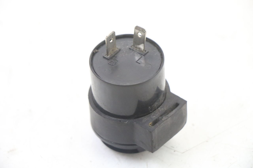 photo de BLINKERRELAIS PEUGEOT KISBEE 4T 50 (2010 - 2017) - Zoom auf Gebrauchszustand