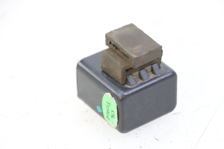 photo de BLINKERRELAIS PIAGGIO ZIP 4T 50 (2018 - 2020) - Detailansicht des Bauteils