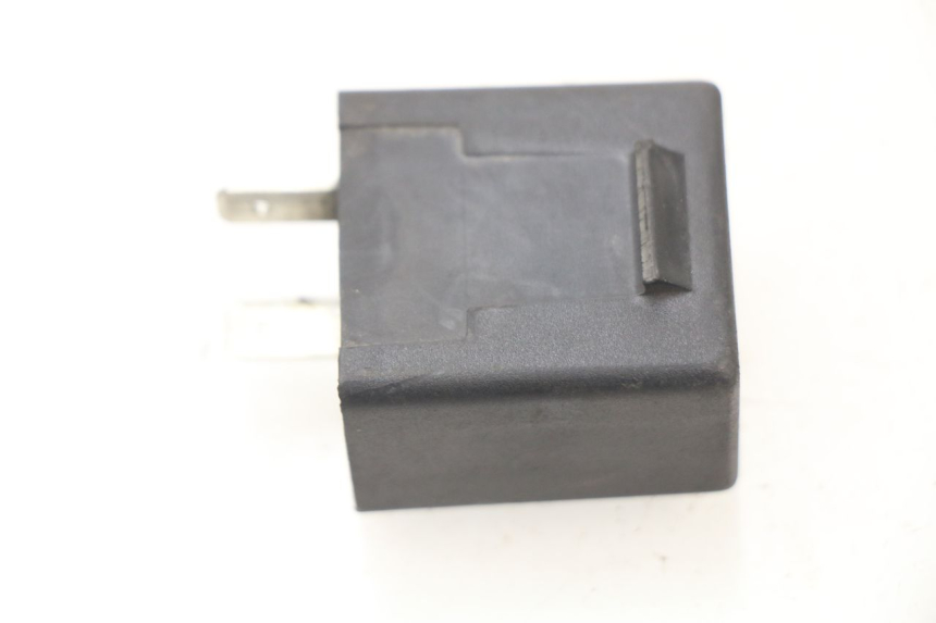 photo de BLINKER RELAIS PIAGGIO PRIMAVERA 125 (2013 - 2021) - Zoom auf Gebrauchszustand