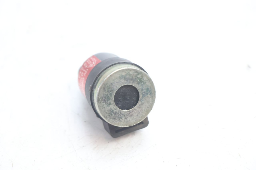 photo de BLINKER RELAIS RAZZO QTR 50 (2011 - 2018) - Zoom auf Gebrauchszustand
