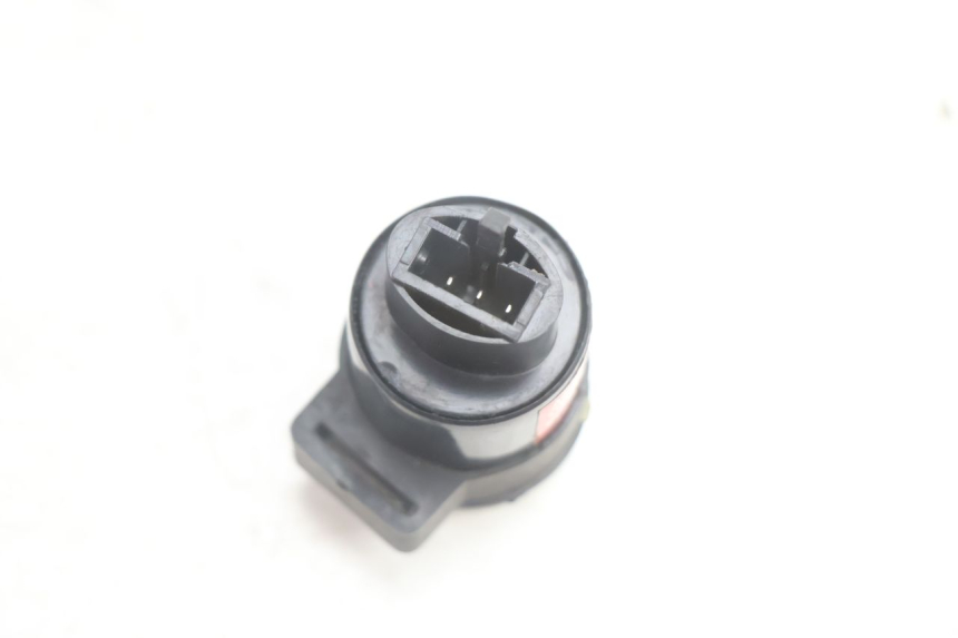 photo de BLINKER RELAIS RAZZO QTR 50 (2011 - 2018) - Alternative Perspektive