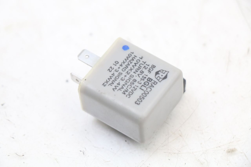 photo de BLINKER RELAIS ROYAL ENFIELD SCRAM 411 (2022 - 2024) - Zoom auf Gebrauchszustand