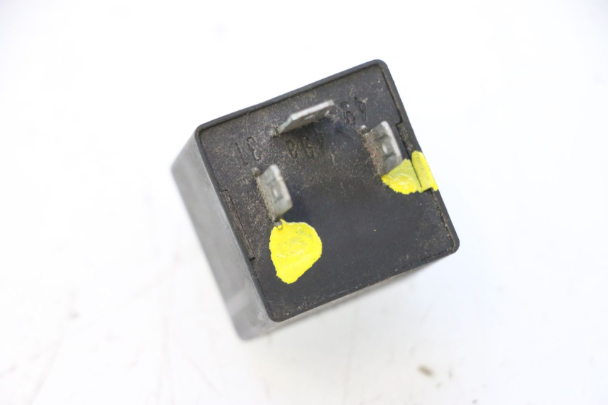 photo de BLINKER RELAIS MZ RT 125 (2000 - 2008) - Zoom auf Gebrauchszustand