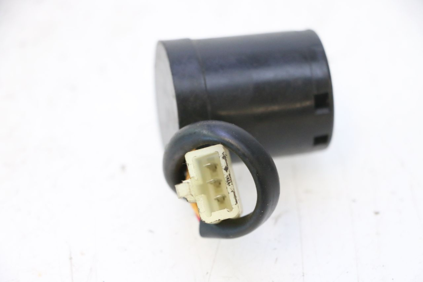photo de BLINKERRELAIS KEEWAY RY6 2T 50 (2011 - 2019) - Zoom auf Gebrauchszustand