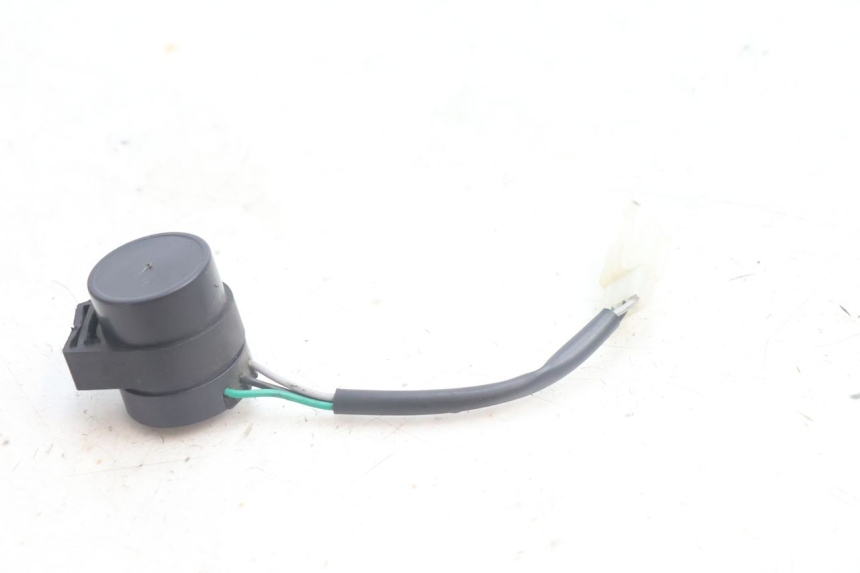 photo de BLINKER RELAIS JM MOTORS SANTANA EVO 50 (2024 - 2026) - Zoom auf Gebrauchszustand