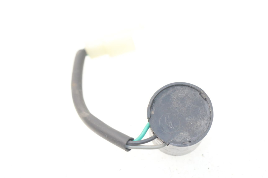 photo de BLINKERRELAIS JM MOTORS SANTANA 50 (2014 - 2023) - Zoom auf Gebrauchszustand