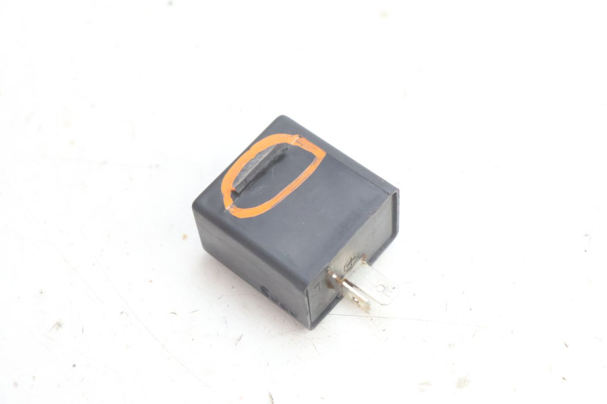 photo de BLINKER RELAIS APRILIA SCARABEO GT 125 (1999 - 2007) - Alternative Perspektive