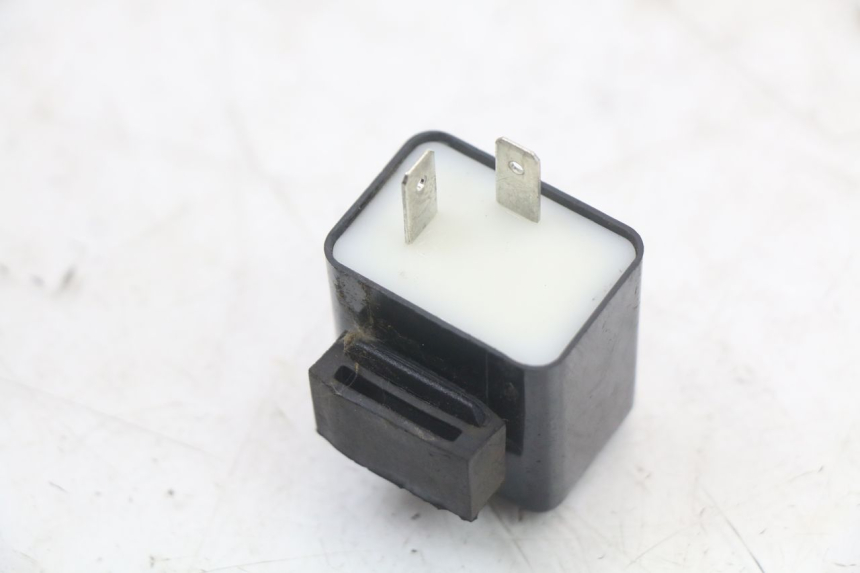 photo de BLINKER RELAIS MASAI SCRAMBLER SPORT 125 (2021 - 2025) - Zoom auf Gebrauchszustand