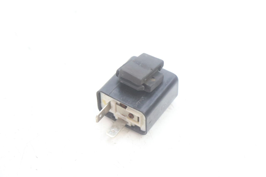 photo de BLINKERRELAIS HONDA SCV LEAD 100 (2003 - 2007) - Zoom auf Gebrauchszustand
