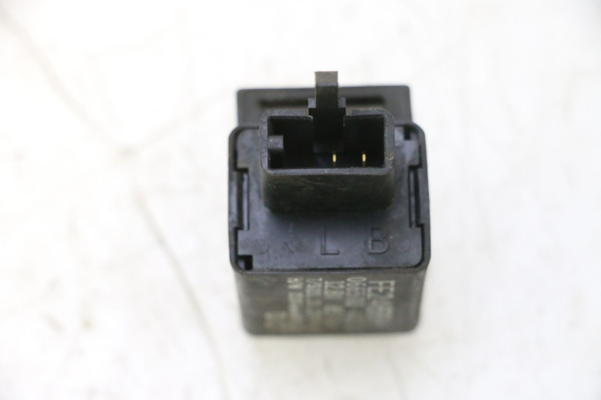 photo de BLINKER RELAIS HONDA SH 125 (2001 - 2003) - Detailansicht des Bauteils