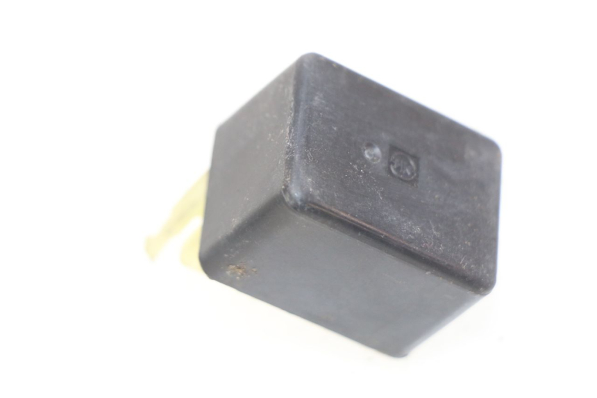 photo de BLINKERRELAIS SUZUKI SIXTEEN 125 (2008 - 2010) - Hauptansicht