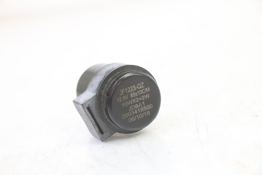 photo de BLINKER RELAIS PEUGEOT STREETZONE I 2T 50 (2018 - 2020) - Zoom auf Gebrauchszustand