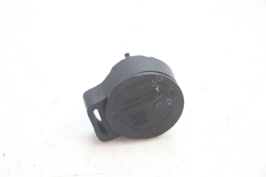photo de BLINKER RELAIS PEUGEOT TREKKER TKR 50 (2005 - 2014) - Zoom auf Gebrauchszustand